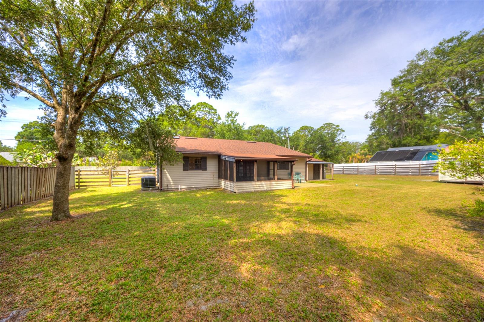 Image 48 of 51 For 202 Sandspur Lane