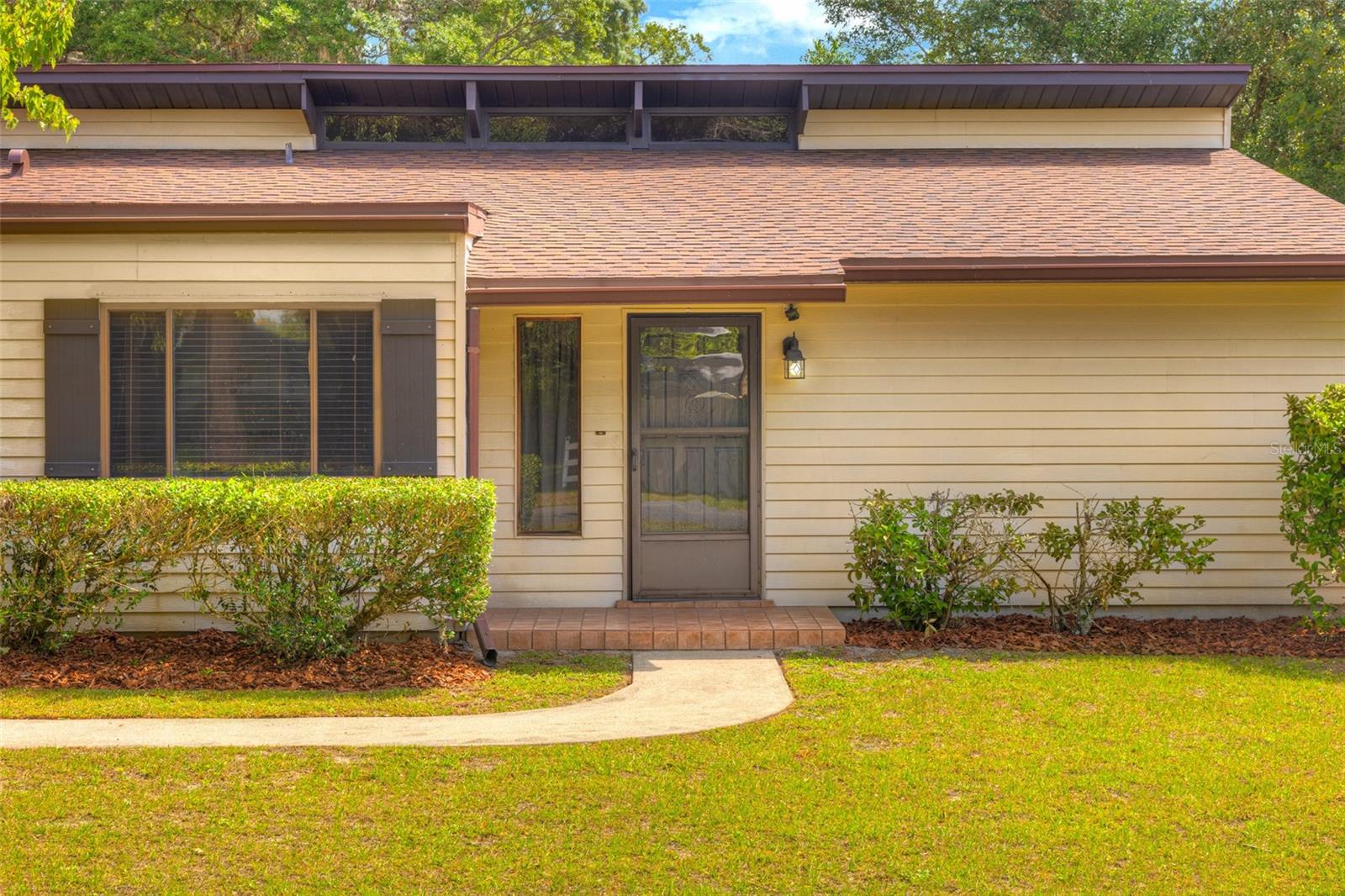 Image 5 of 51 For 202 Sandspur Lane