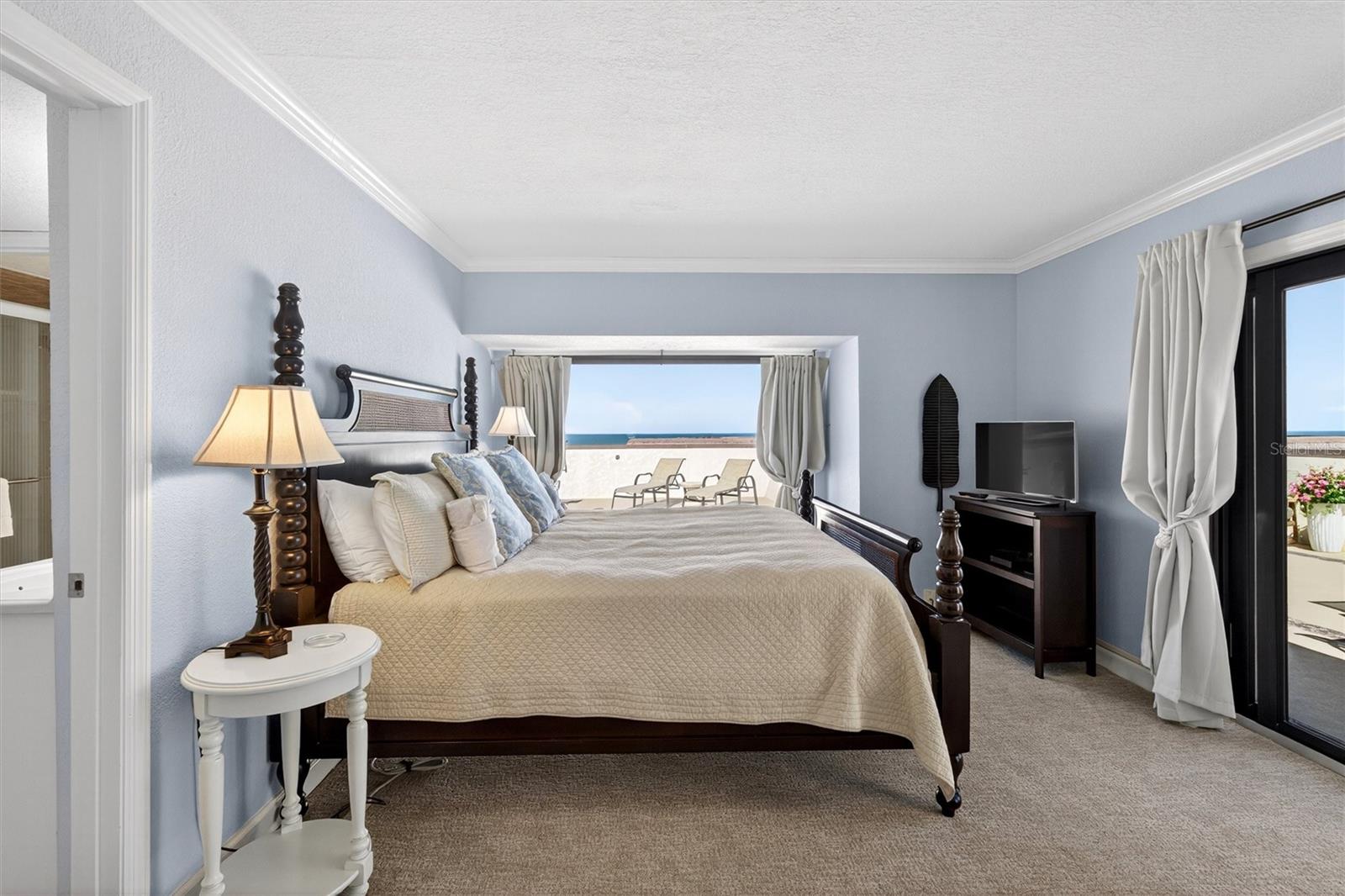 Image 23 of 56 For 935 Ocean Shore Boulevard 405