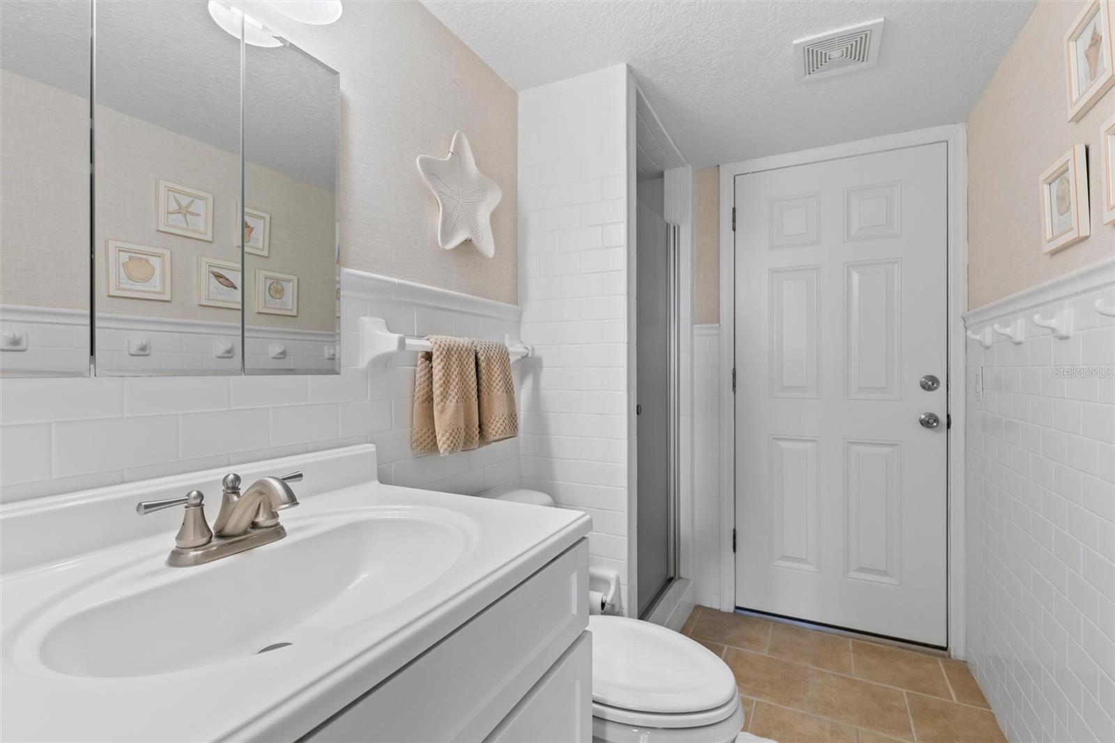 Image 31 of 56 For 935 Ocean Shore Boulevard 405