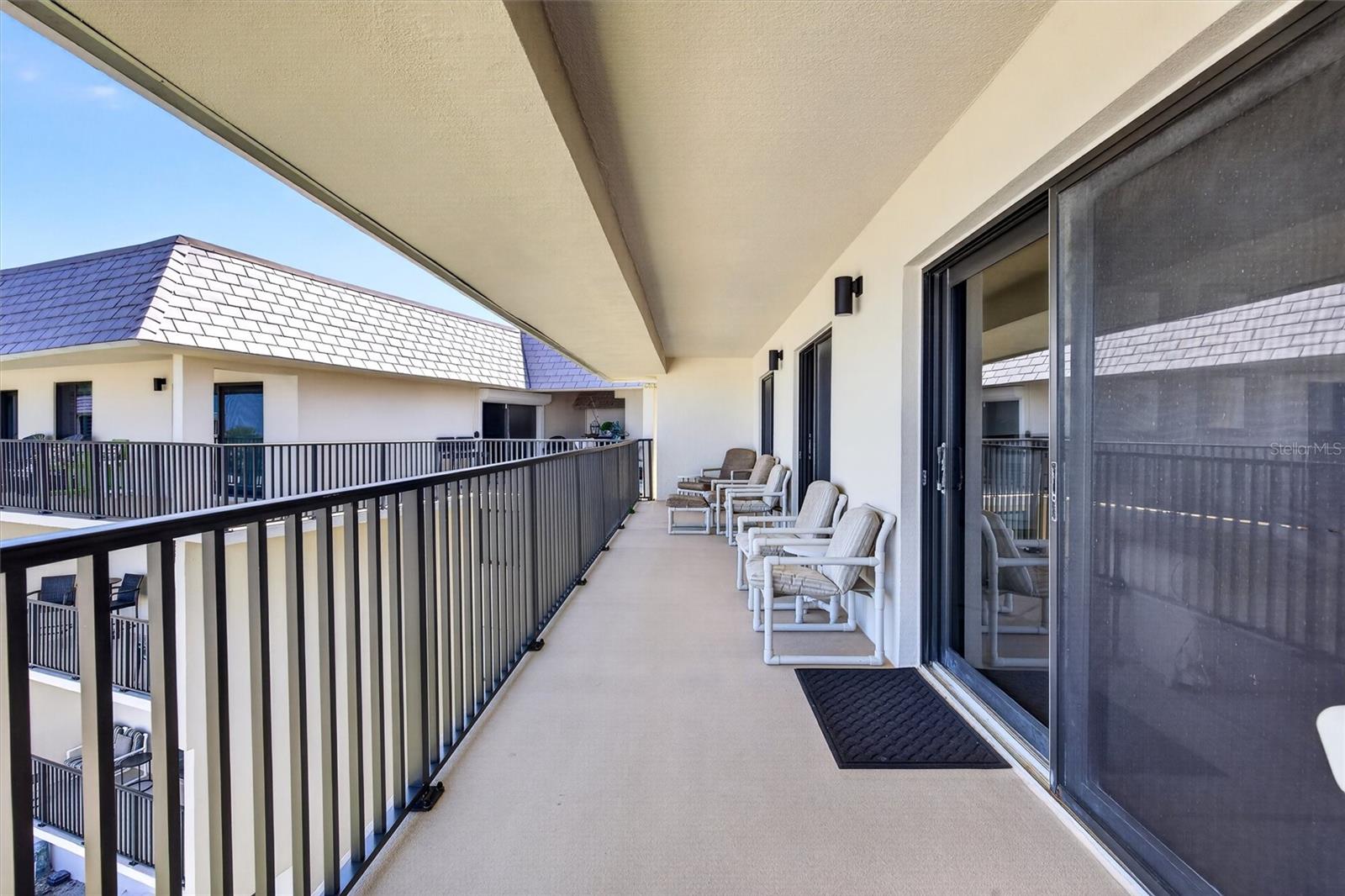 Image 41 of 56 For 935 Ocean Shore Boulevard 405