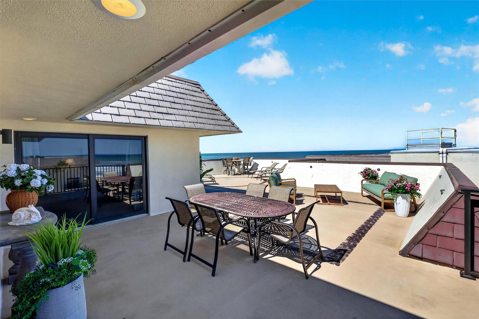Image 8 of 56 For 935 Ocean Shore Boulevard 405