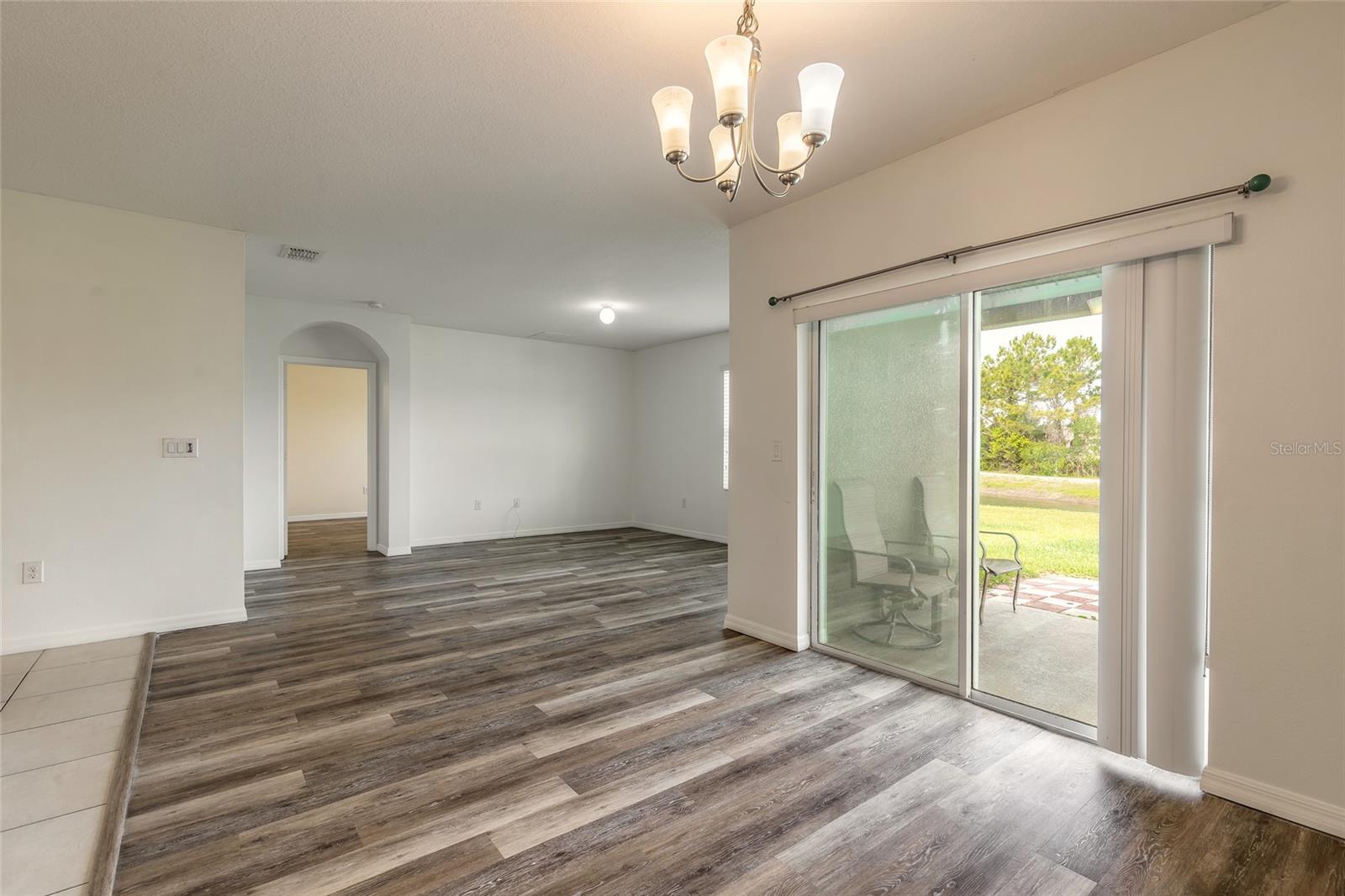 Image 13 of 36 For 5214 Old Walker Way
