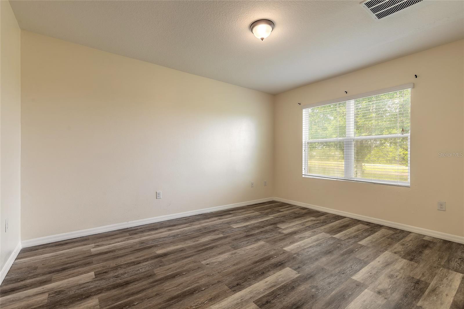 Image 17 of 36 For 5214 Old Walker Way