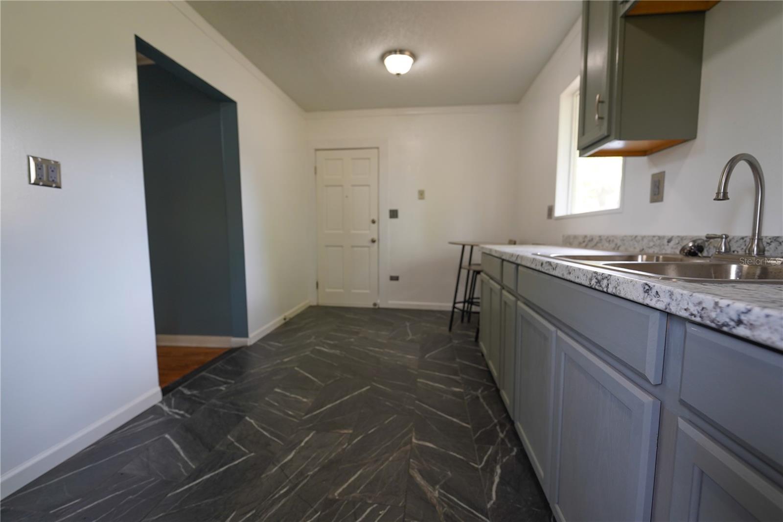 Image 37 of 65 For 1004 Talton Avenue