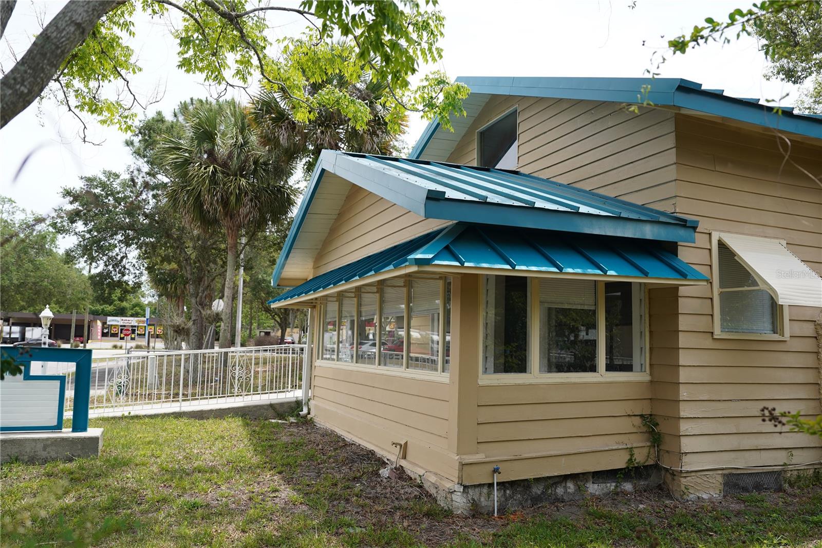 Image 5 of 65 For 1004 Talton Avenue