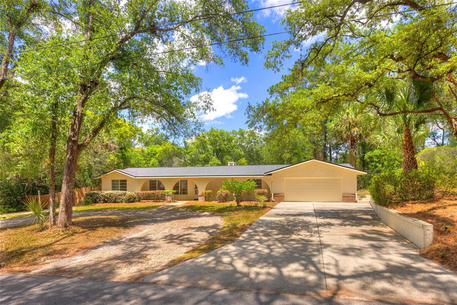 Details for 321 Huntington Drive, DELAND, FL 32724