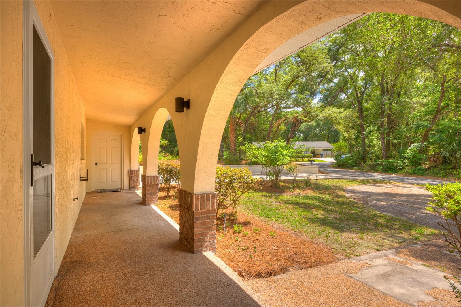 Image 4 of 42 For 321 Huntington Drive