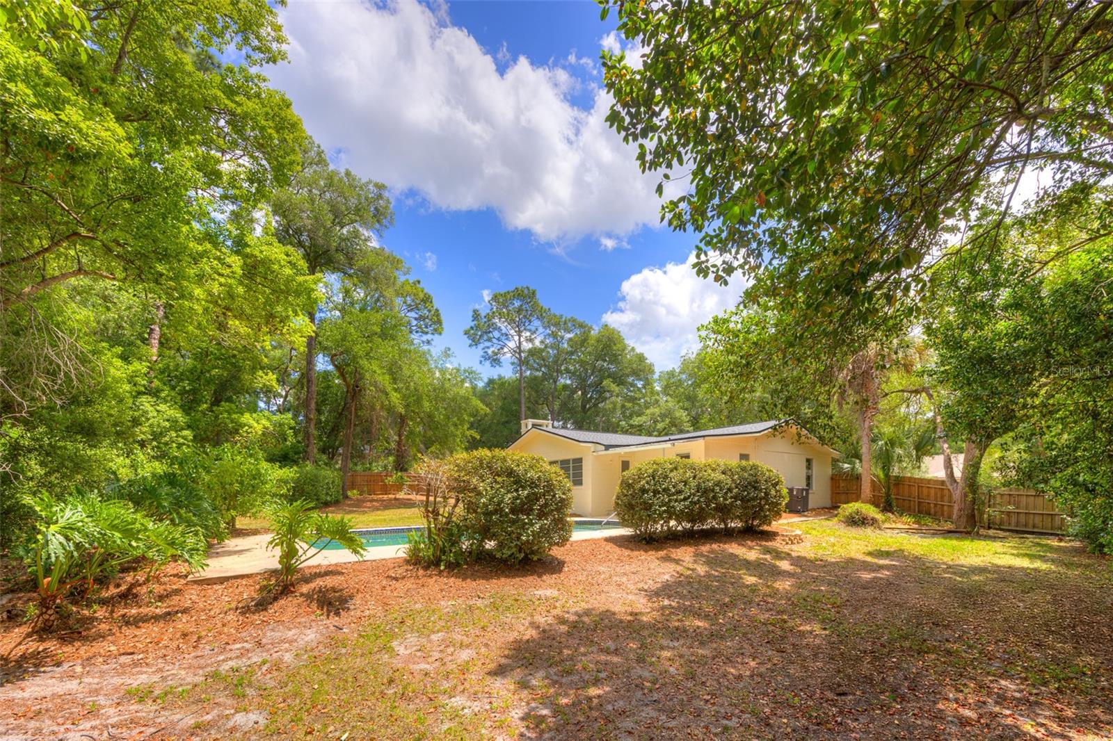 Image 41 of 42 For 321 Huntington Drive