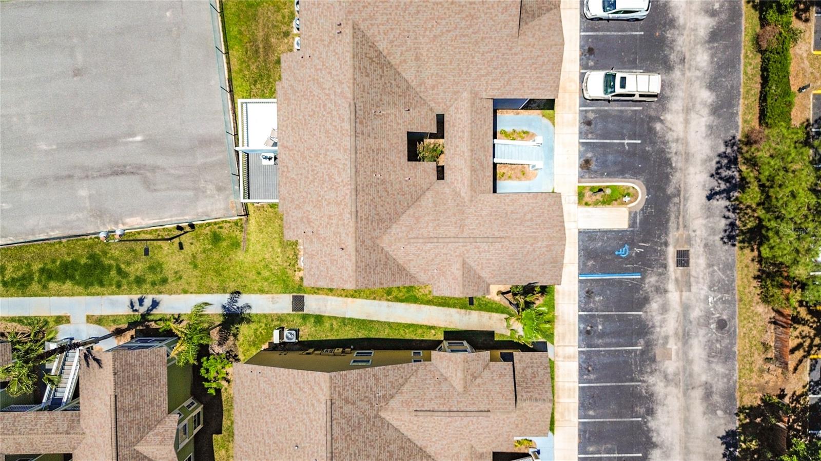Image 11 of 44 For 8716 Rain Forest Place A