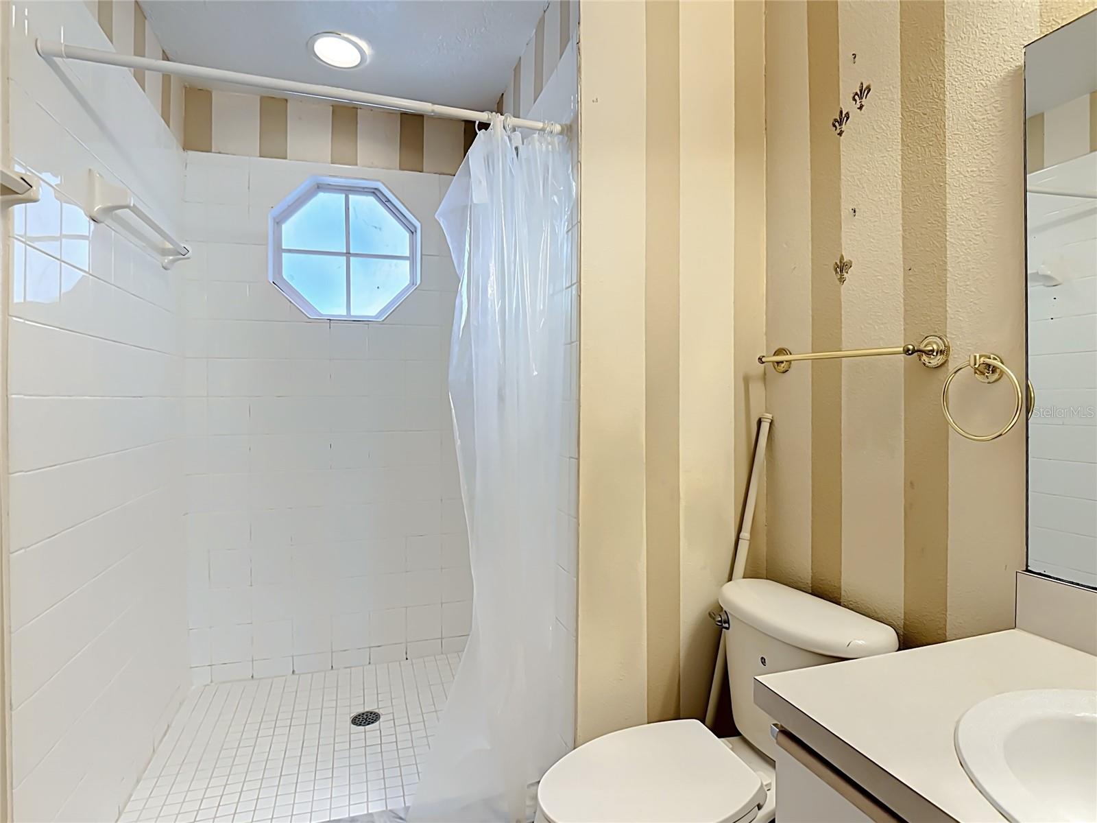 Image 13 of 44 For 8716 Rain Forest Place A