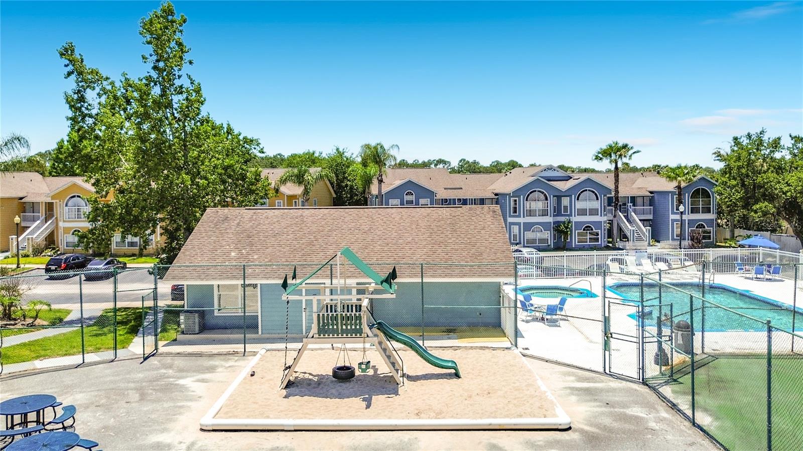 Image 16 of 44 For 8716 Rain Forest Place A