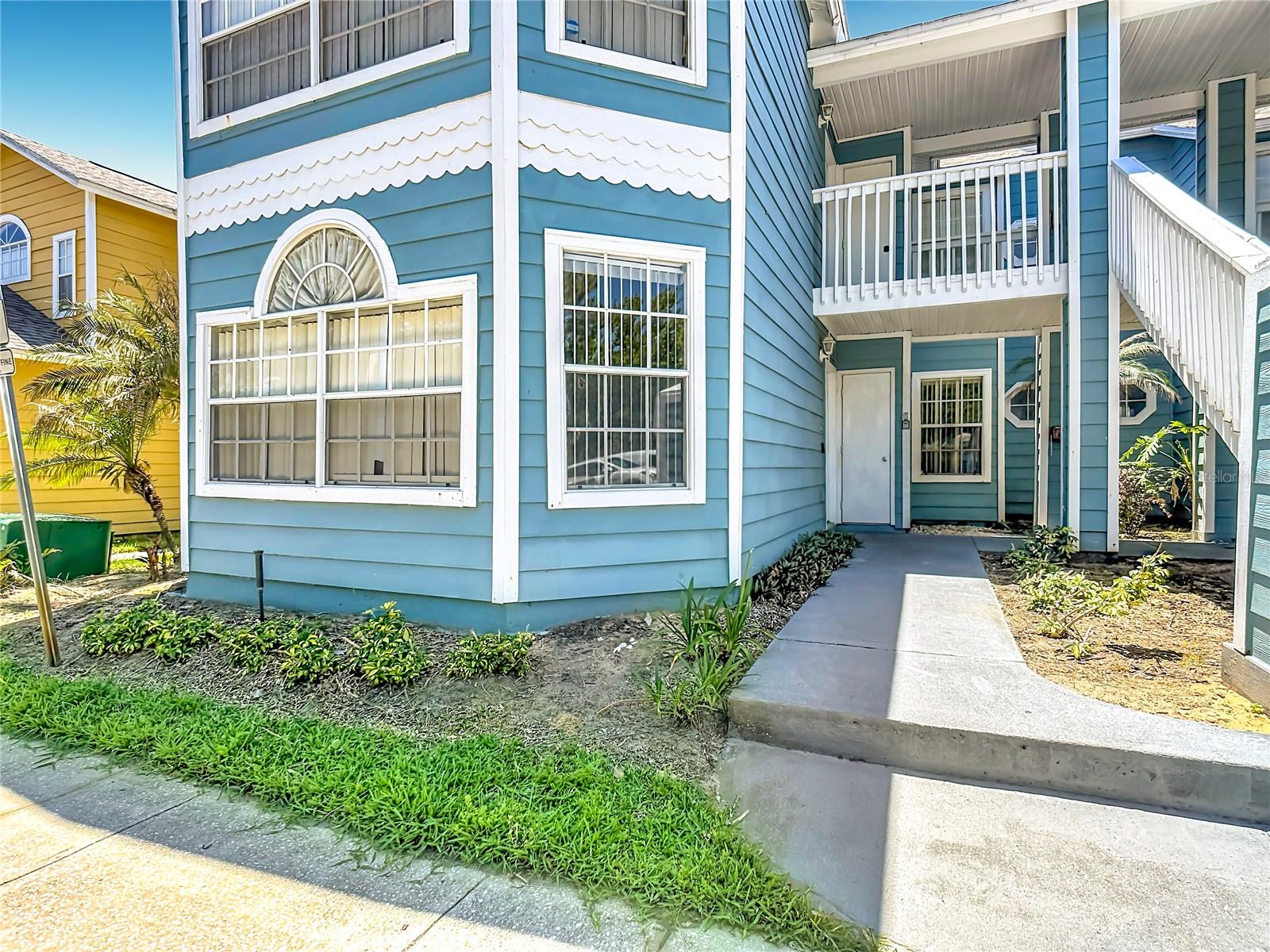 Image 39 of 44 For 8716 Rain Forest Place A