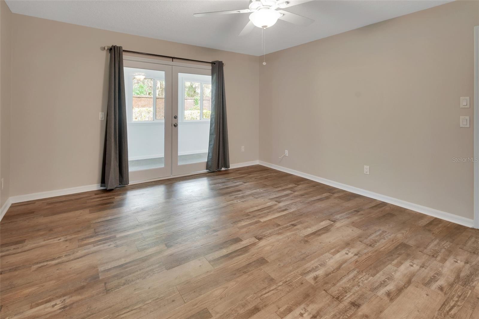 Image 13 of 46 For 2919 Revere Place 2919