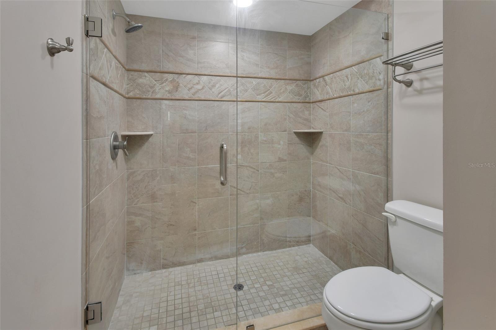 Image 16 of 46 For 2919 Revere Place 2919