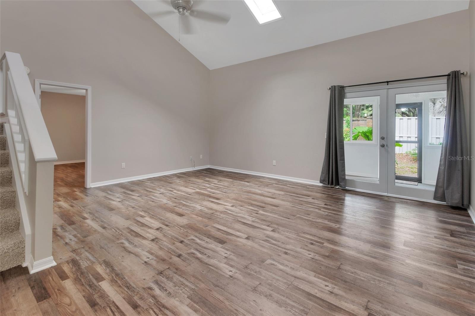 Image 2 of 46 For 2919 Revere Place 2919