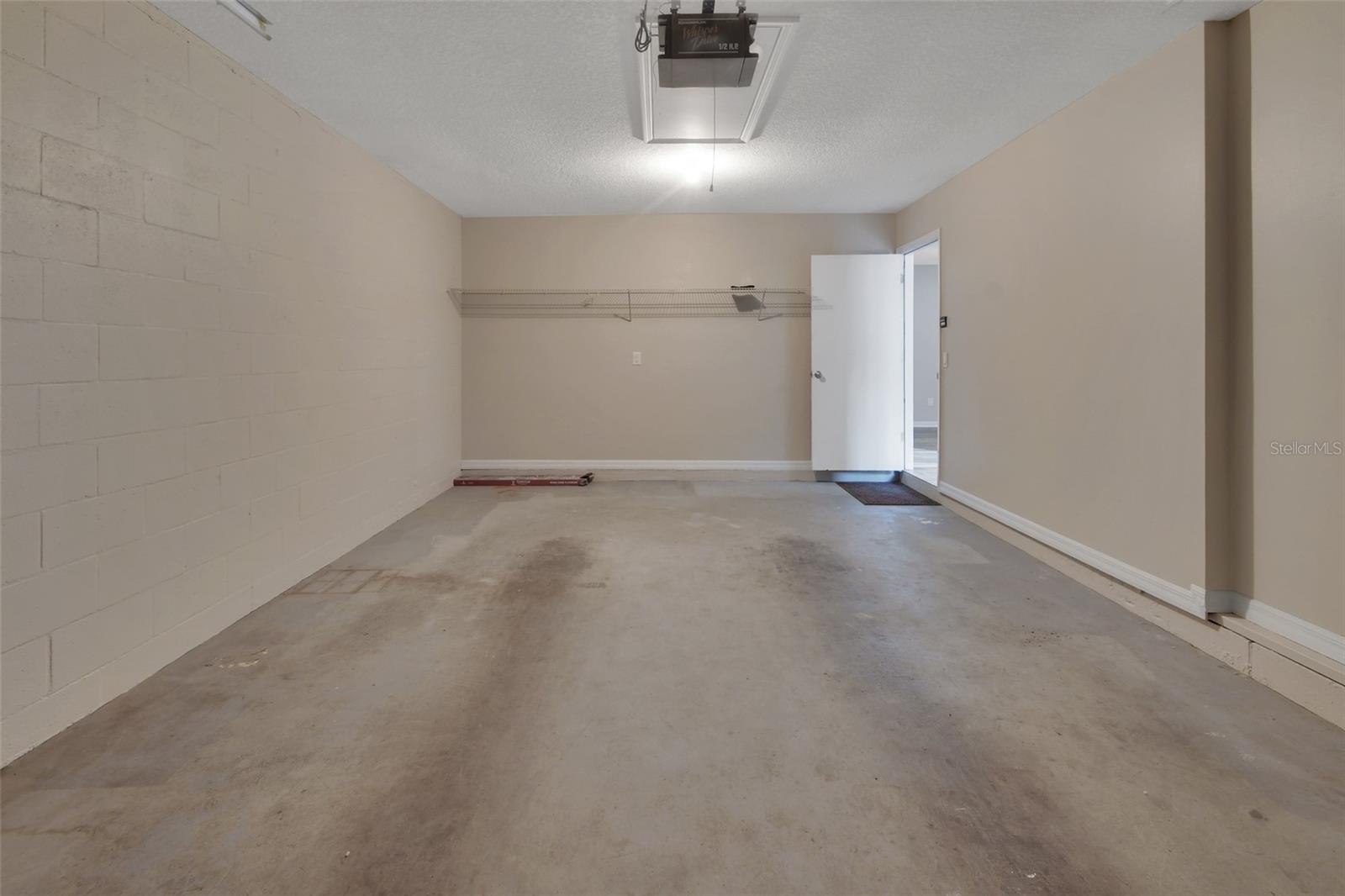 Image 33 of 46 For 2919 Revere Place 2919