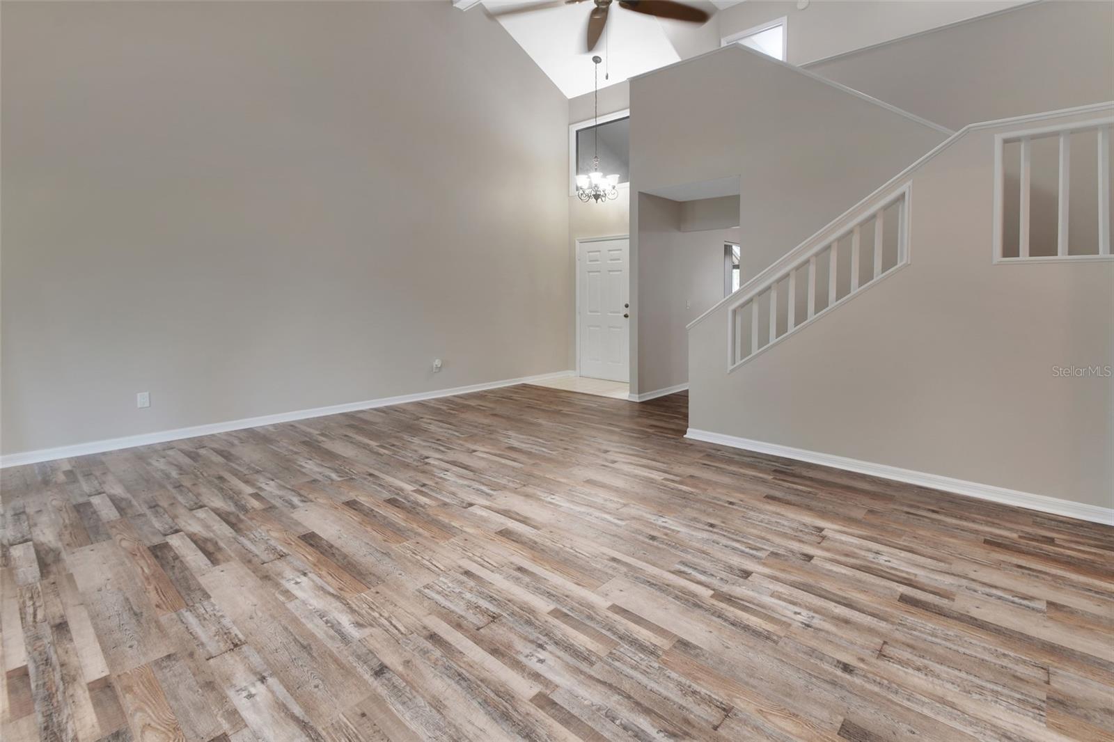 Image 4 of 46 For 2919 Revere Place 2919