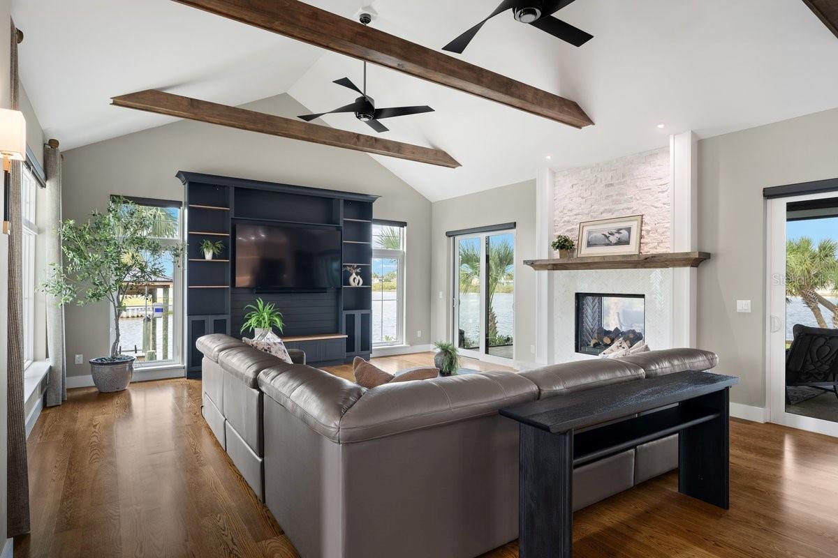 Image 18 of 100 For 239 Seaside Landings Drive S