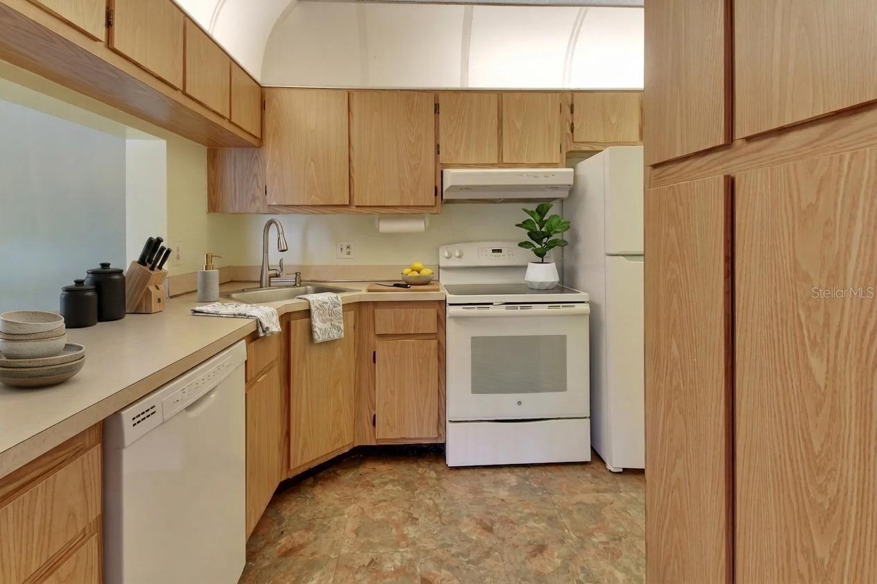 Image 11 of 29 For 1224 Pine Ridge Circle D2