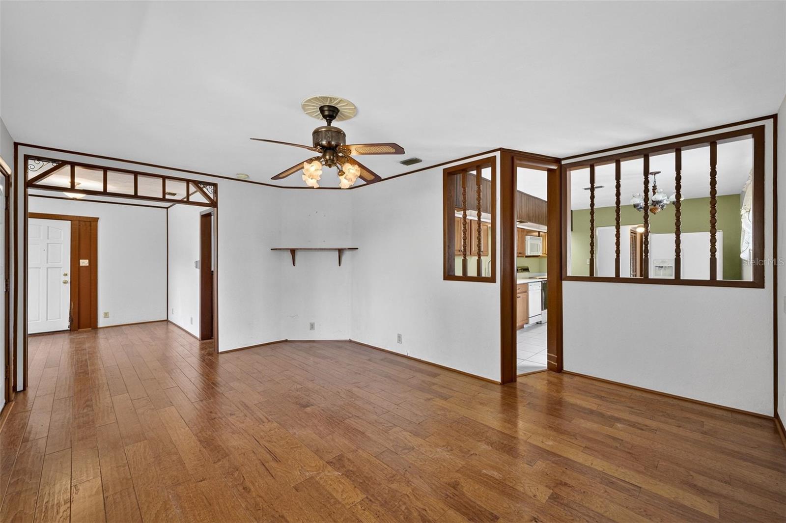 Image 13 of 48 For 1961 Carolina Avenue