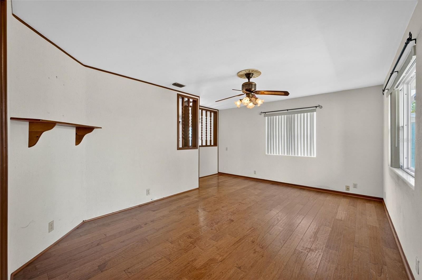 Image 34 of 48 For 1961 Carolina Avenue