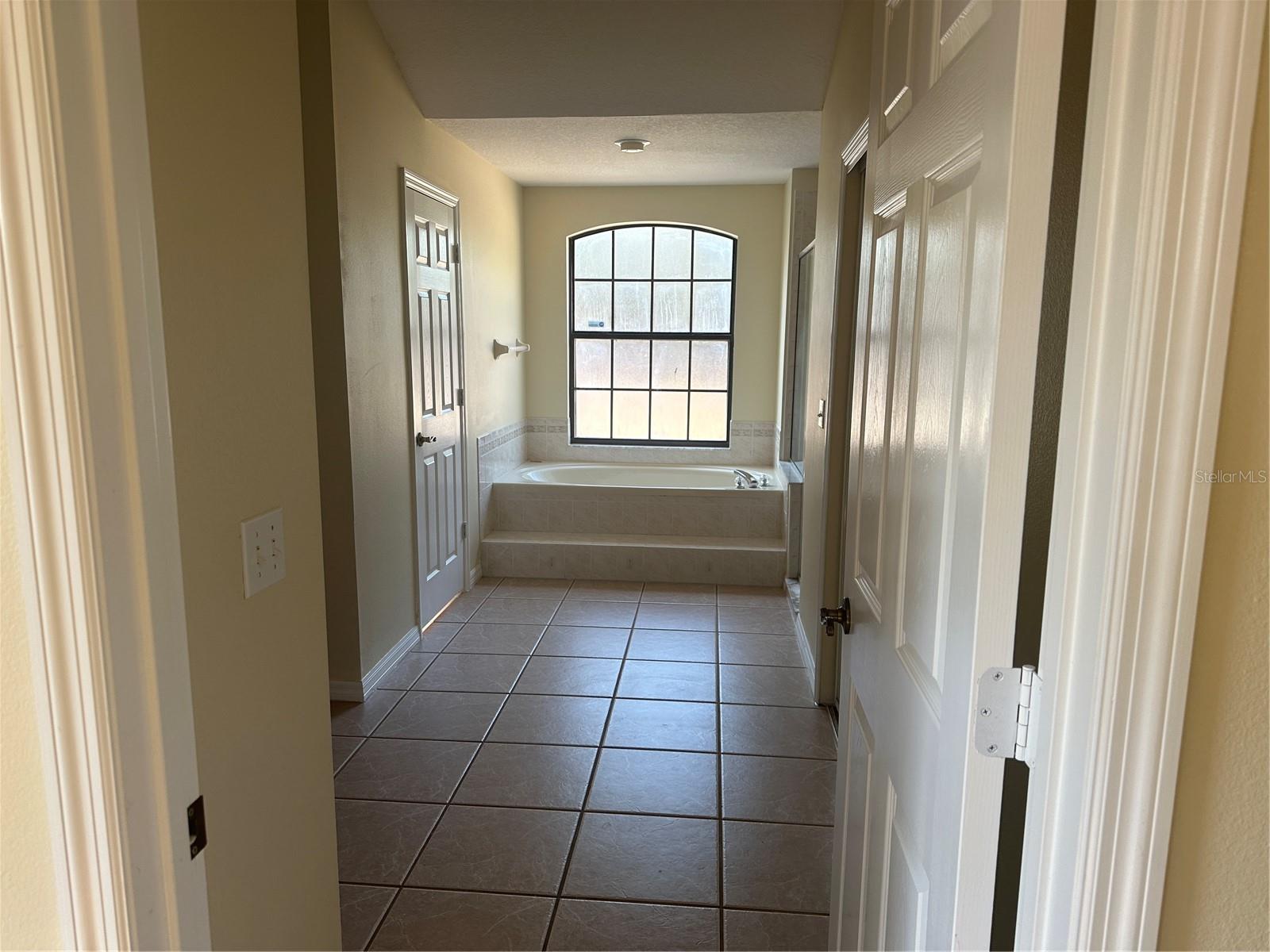 Image 2 of 27 For 2988 Howland Boulevard