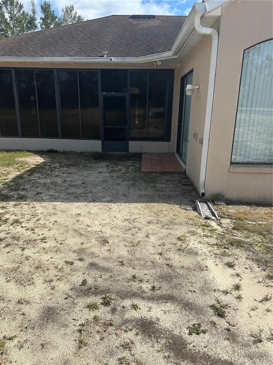 Image 27 of 27 For 2988 Howland Boulevard