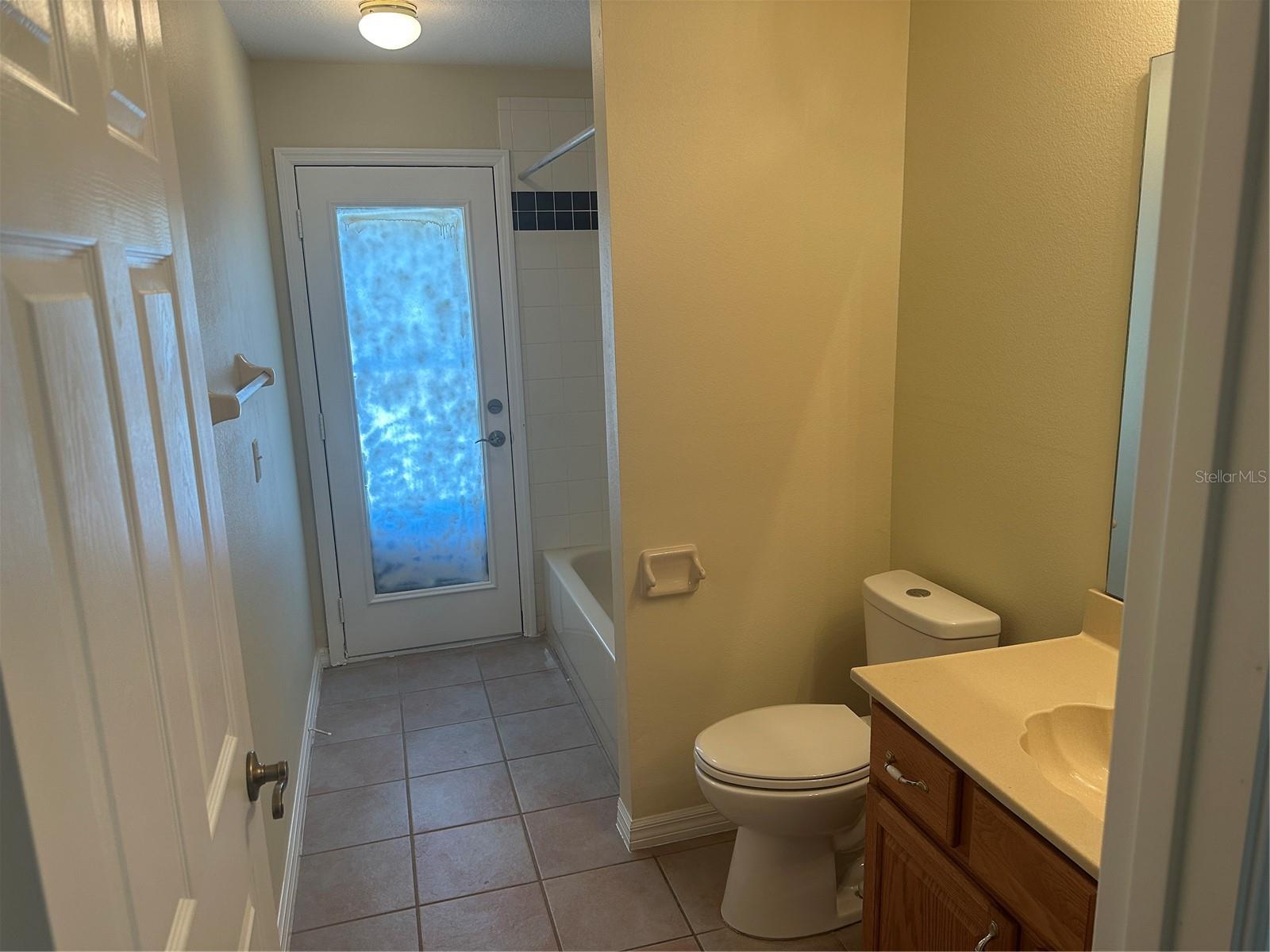 Image 9 of 27 For 2988 Howland Boulevard