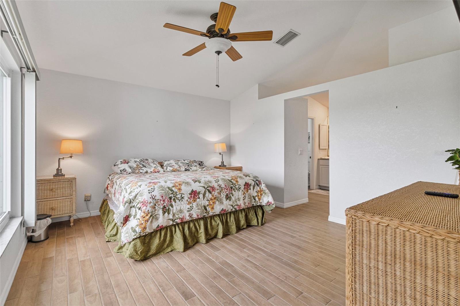 Image 20 of 51 For 6460 Blueberry Drive