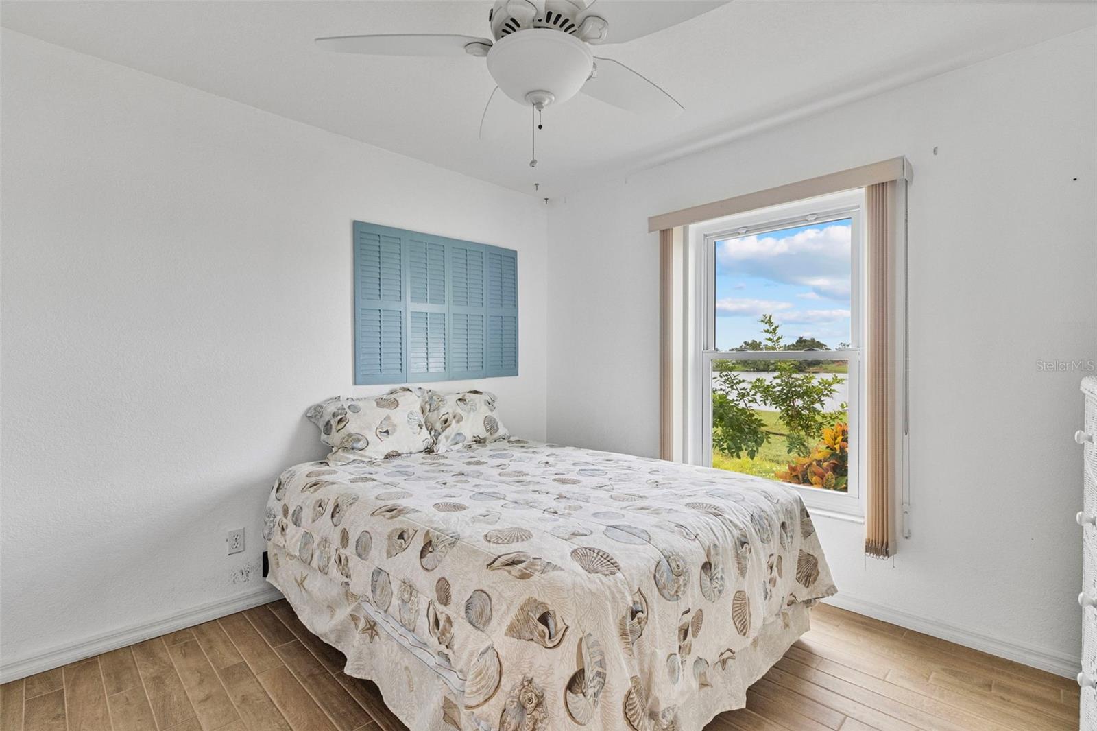 Image 27 of 51 For 6460 Blueberry Drive