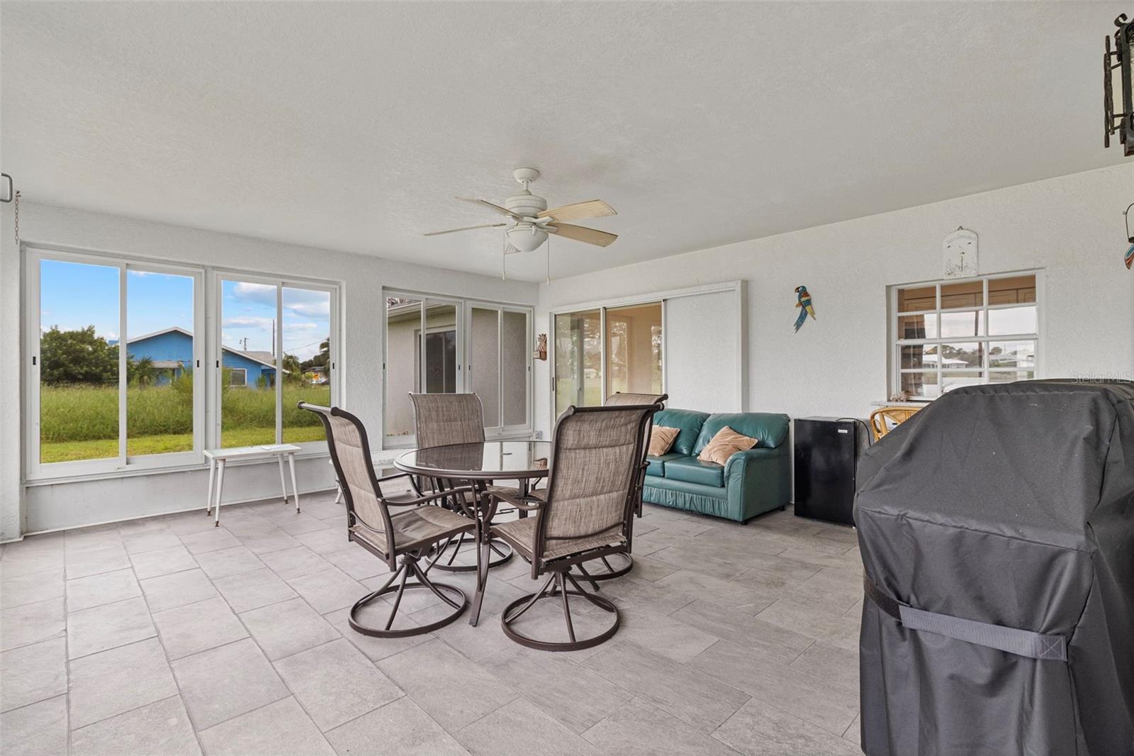 Image 35 of 51 For 6460 Blueberry Drive