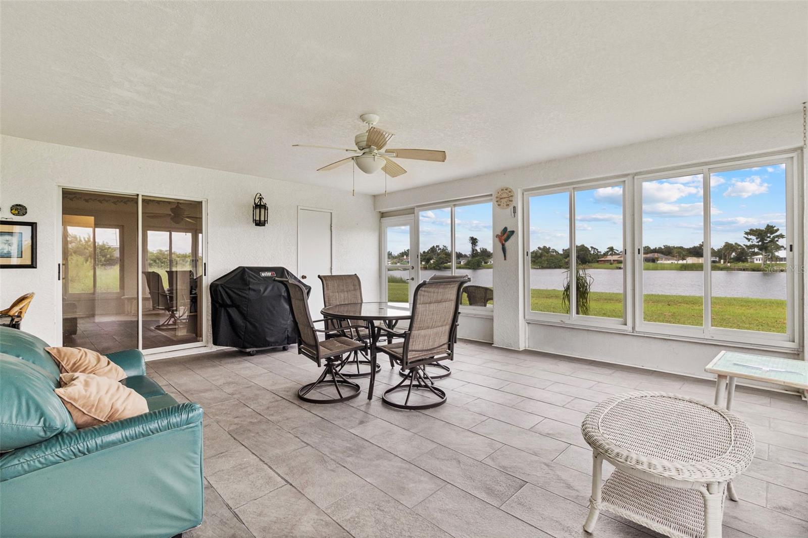 Image 36 of 51 For 6460 Blueberry Drive