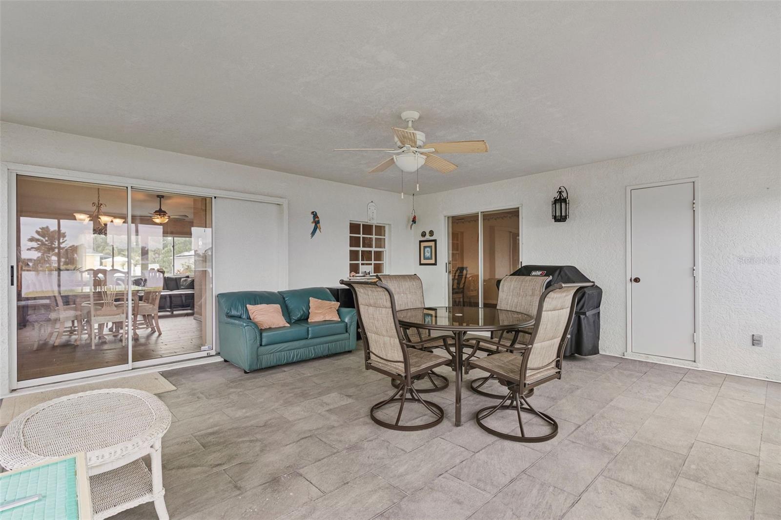 Image 37 of 51 For 6460 Blueberry Drive