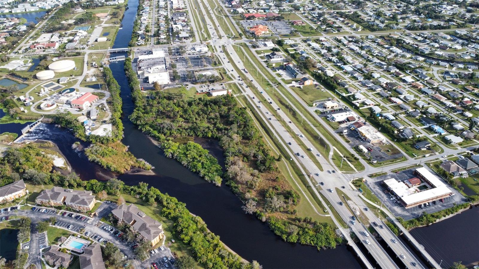 Image 3 of 7 For 14161 Tamiami Trail