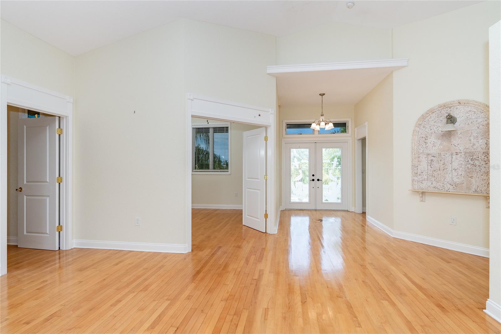 Image 46 of 83 For 460 Kettle Harbor Drive