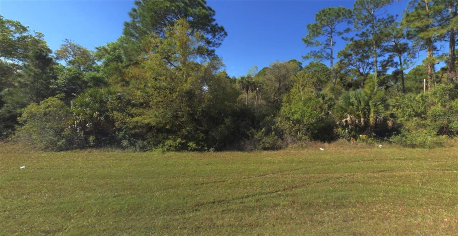 Image 3 of 6 For 1573, 1565 & 1557 Biscayne Drive