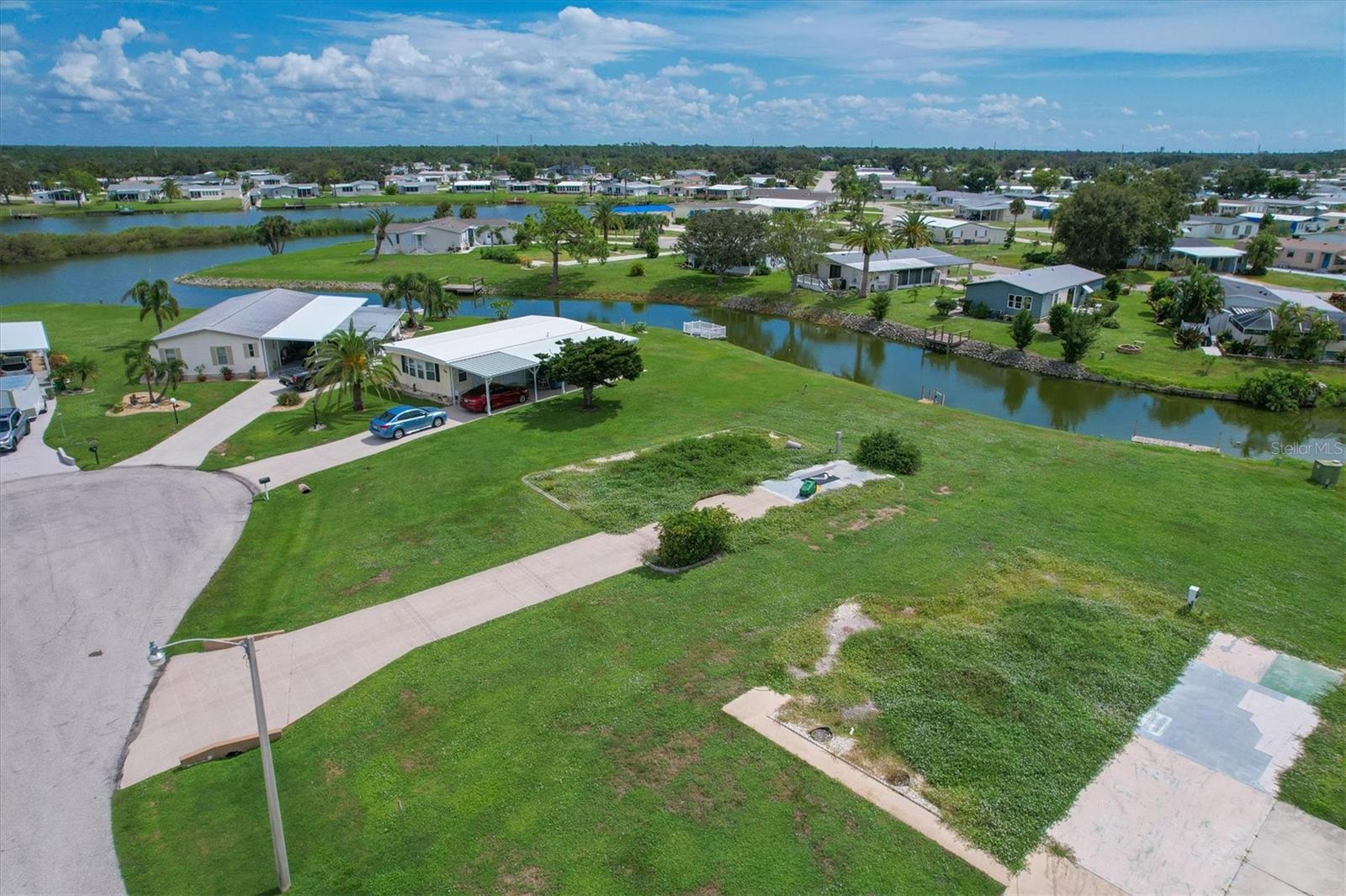 Image 3 of 15 For 1308 Sanderling Drive