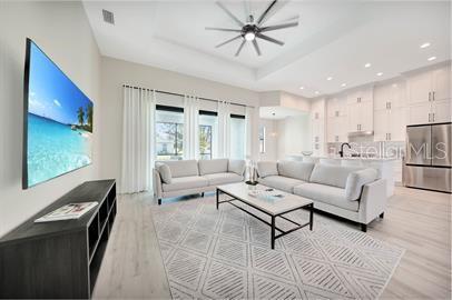 Image 20 of 36 For 3600 Cincinnati Street