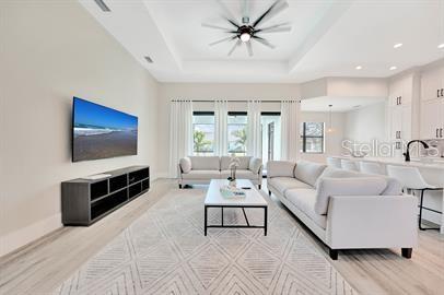 Image 21 of 36 For 3600 Cincinnati Street