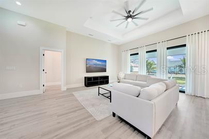 Image 22 of 36 For 3600 Cincinnati Street