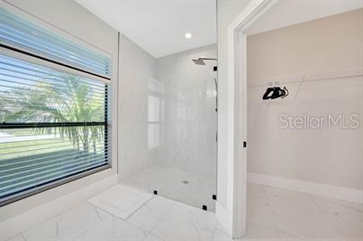 Image 35 of 36 For 3600 Cincinnati Street