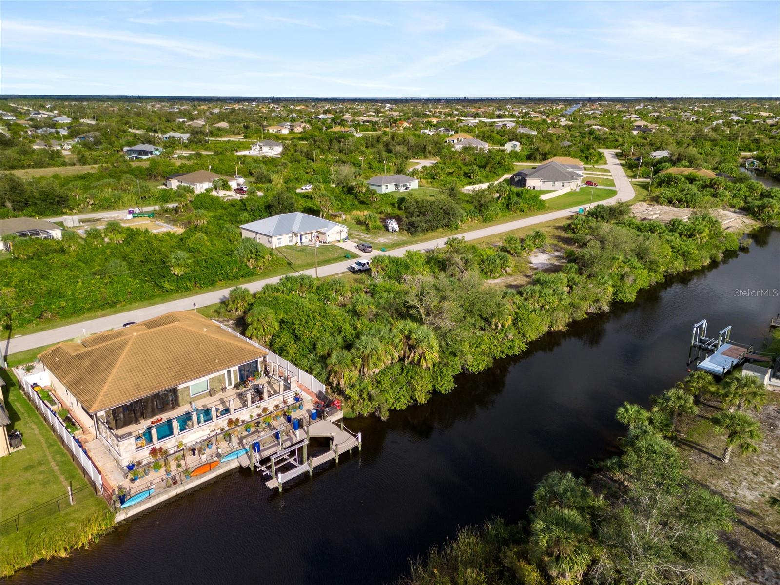 Image 3 of 10 For 13886 Allamanda Circle