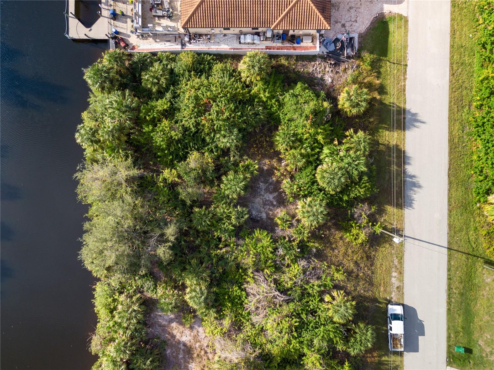 Image 5 of 10 For 13886 Allamanda Circle