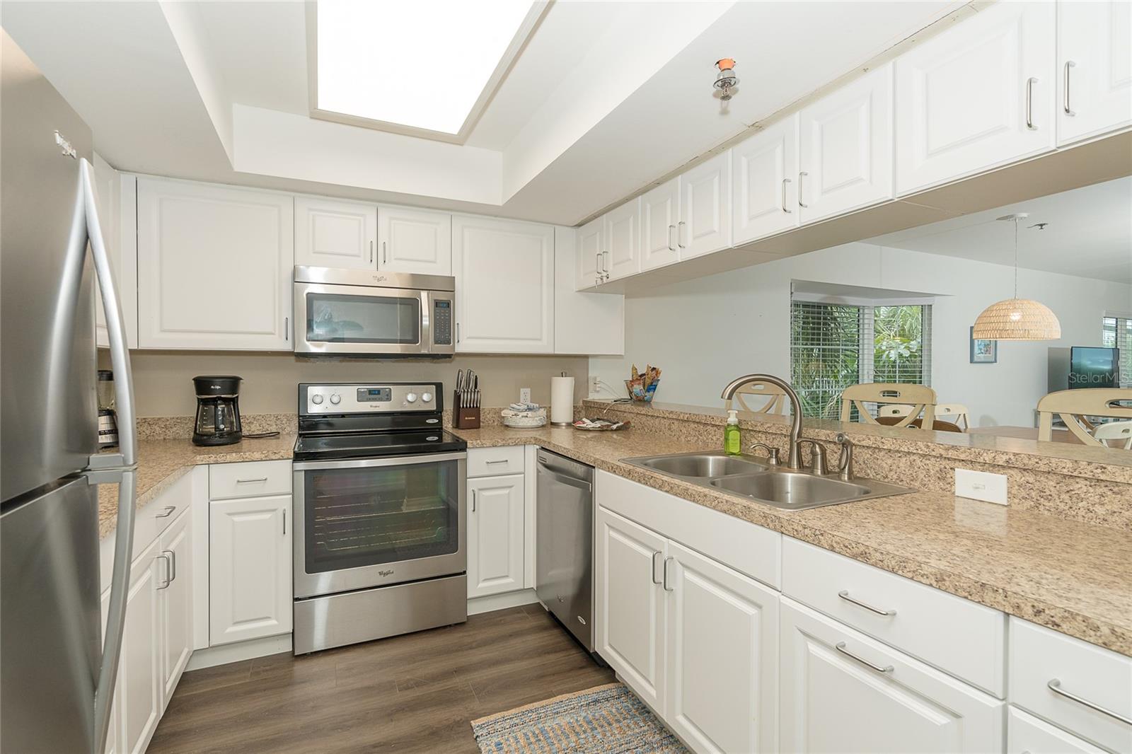 Image 5 of 25 For 7201 Rum Bay Drive 4122c