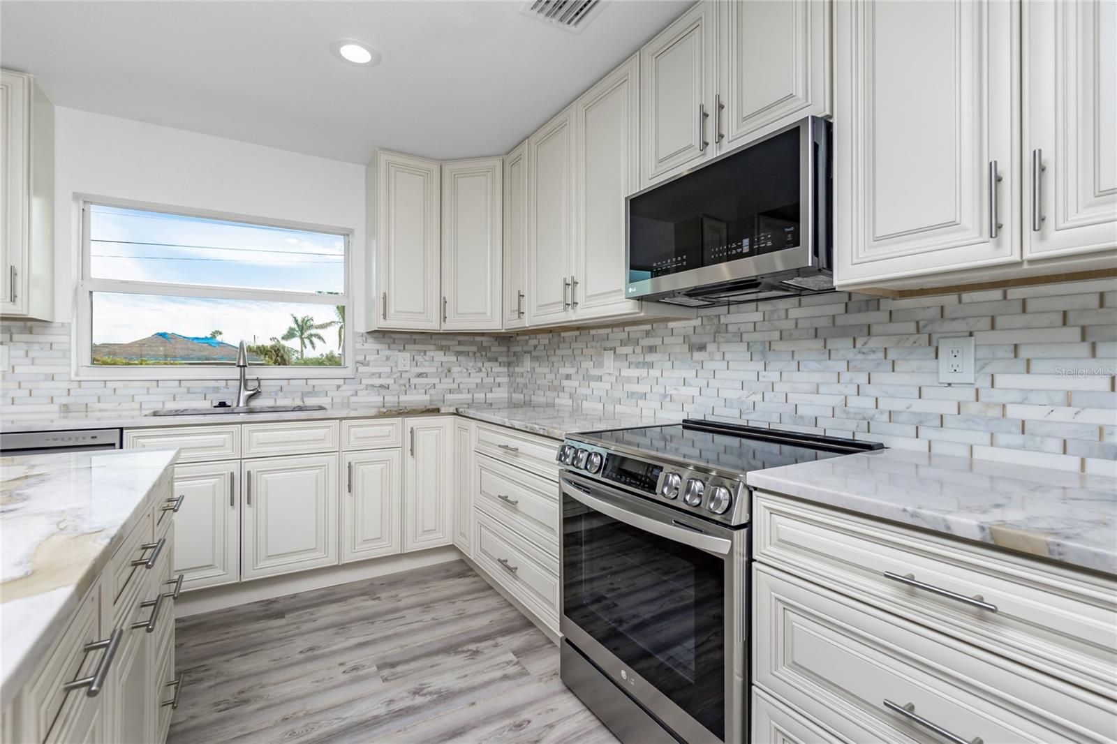 Image 7 of 55 For 8099 Walbert Street