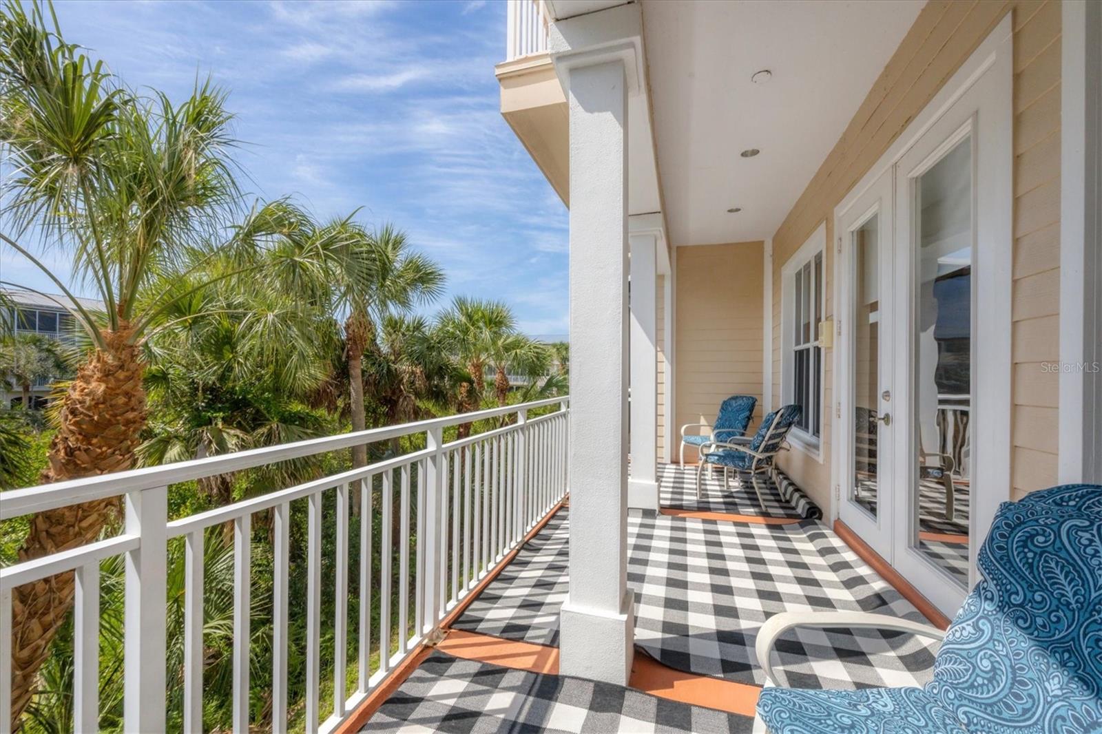 Image 10 of 52 For 10380 Longshore Road 77