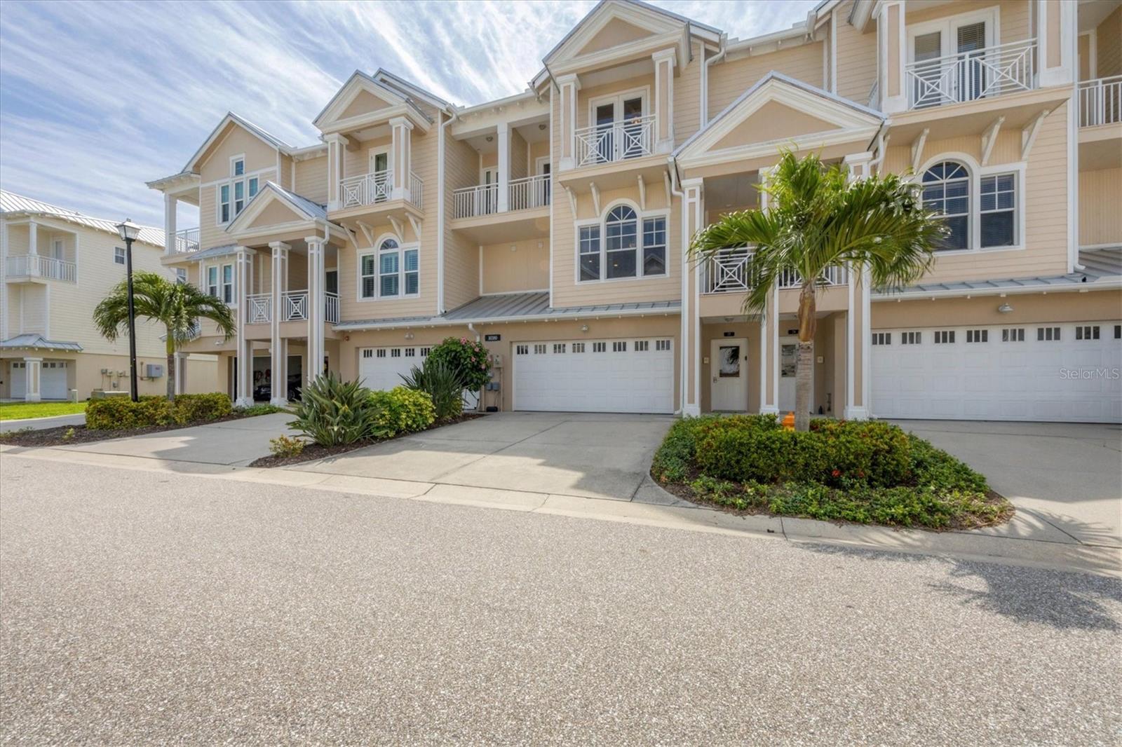 Image 2 of 52 For 10380 Longshore Road 77