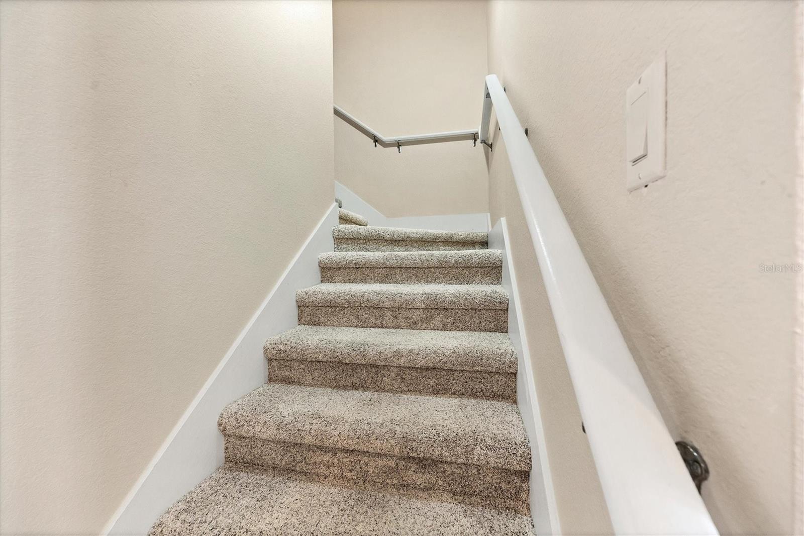 Image 20 of 52 For 10380 Longshore Road 77