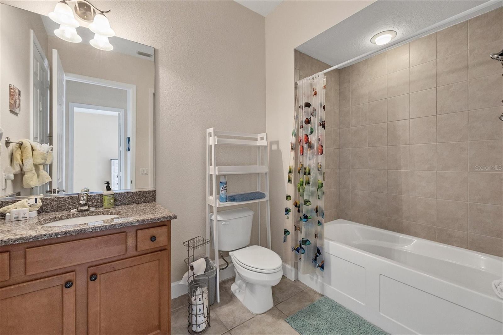 Image 29 of 52 For 10380 Longshore Road 77